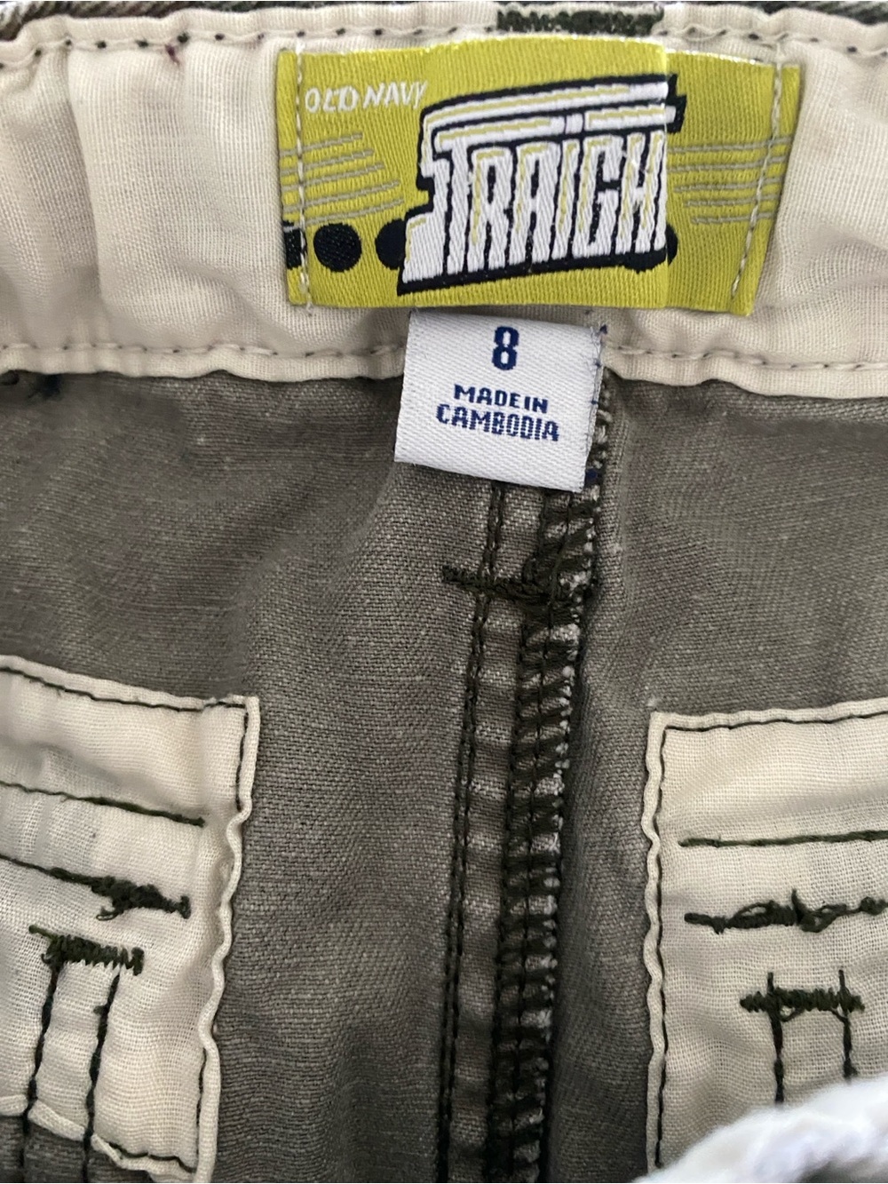 Old Navy Straight Fit Camouflage Cargo Pants - Boys Size 8 Regular - Picture 9 of 12